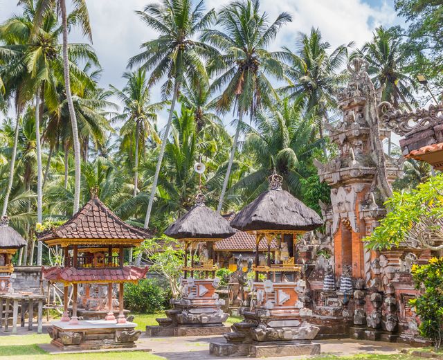 Indonesien Bali Ubud Buddhismus Tempel AdobeStock 229892832