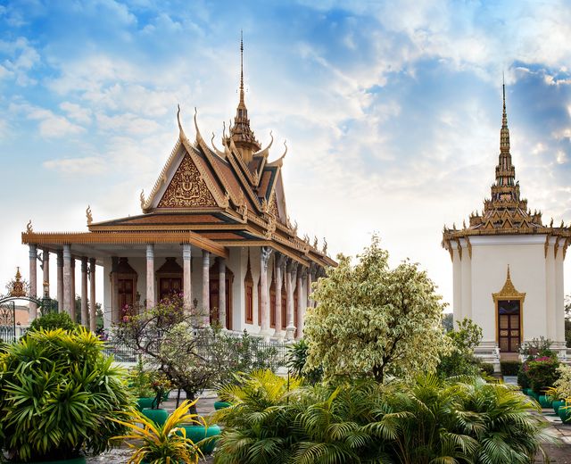 Kambodscha-Phnom-Penh-Palast_iStock-485169393