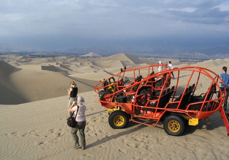peru huacachina buggy
