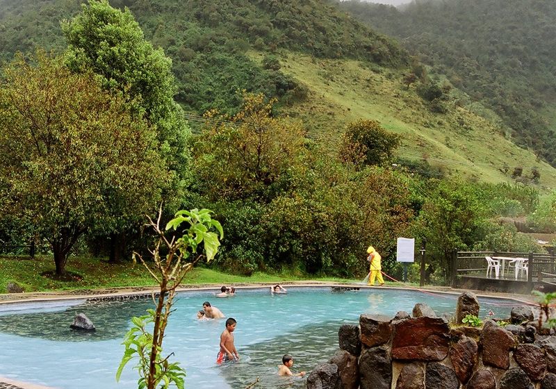 ecuador papallacta therme