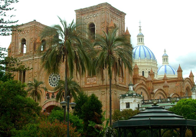 ecuador cuenca kathedrale HDJVHYp