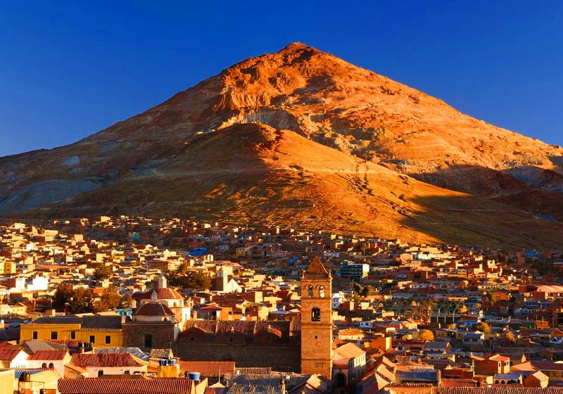 Ausblick auf Berg in Potosí, Bolivien