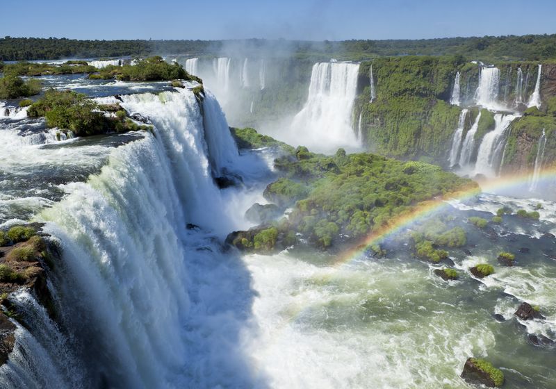 Argentinien Iguazu Wasserfälle Garganta del Diablo iStock 155384430