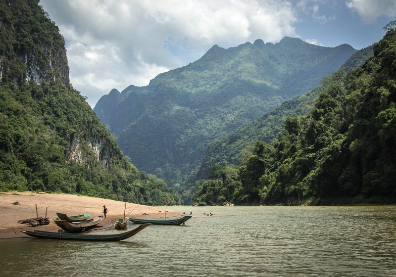 Laos - Wunderschönen Landschaft - Bootsfahrt