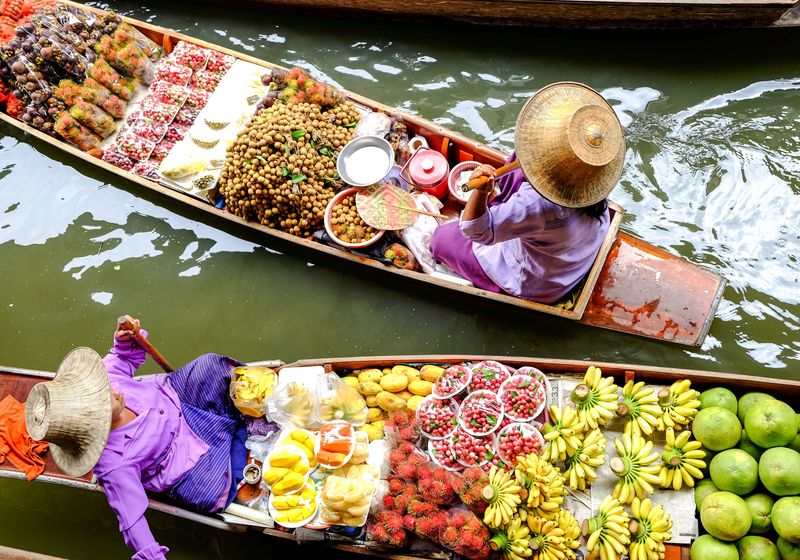 Thailand Bangkok FloatingMarket AdobeStock 120220195