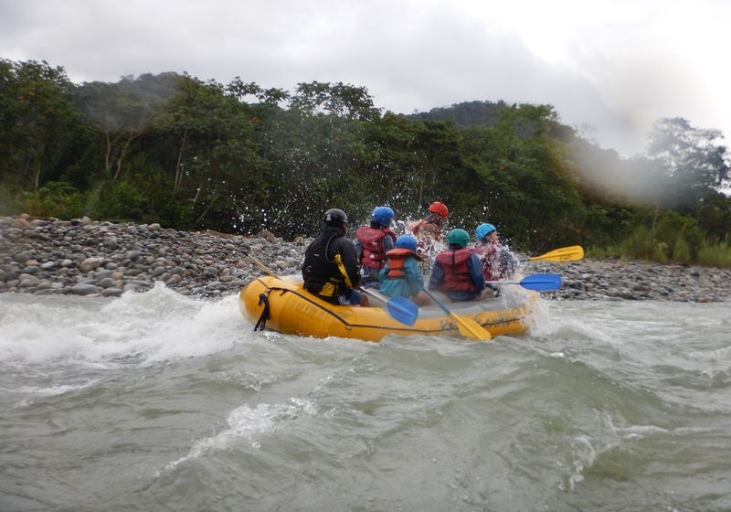 Ecuador-Hakuna Matata-Rafting-Kai Single
