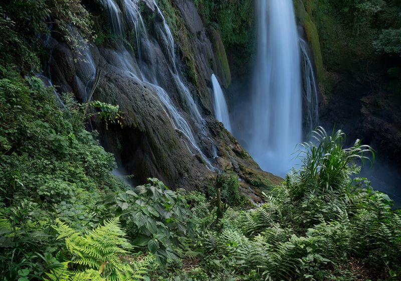 Honduras_Pulhapanzak_Unsplash_intricate-explorer-yudEIFgb9-U-unsplash