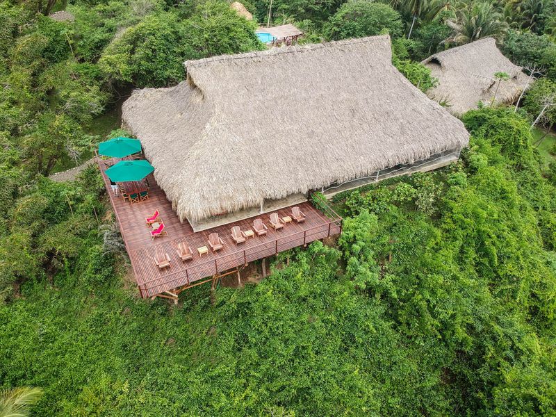 Kolumbien - Medellin - Guatape iStock-1031646252