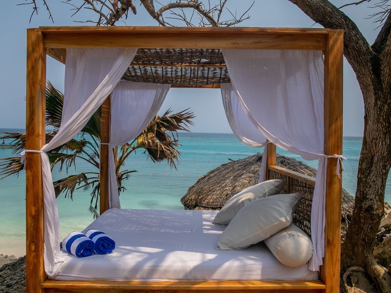 kolumbien islas del rosario strand mit boot