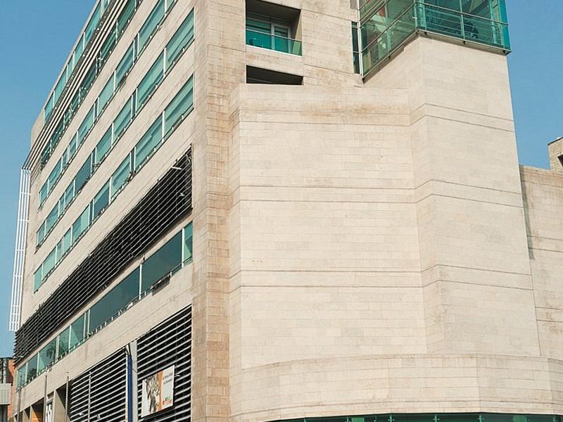 Kolumbien_Medellin_Panorama_AdobeStock_705496117