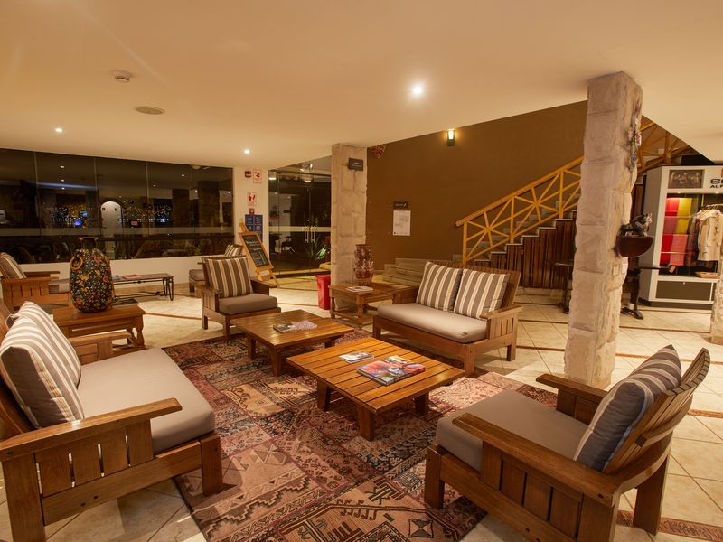 Peru-Puno-Titicacasee-iStock-483118604