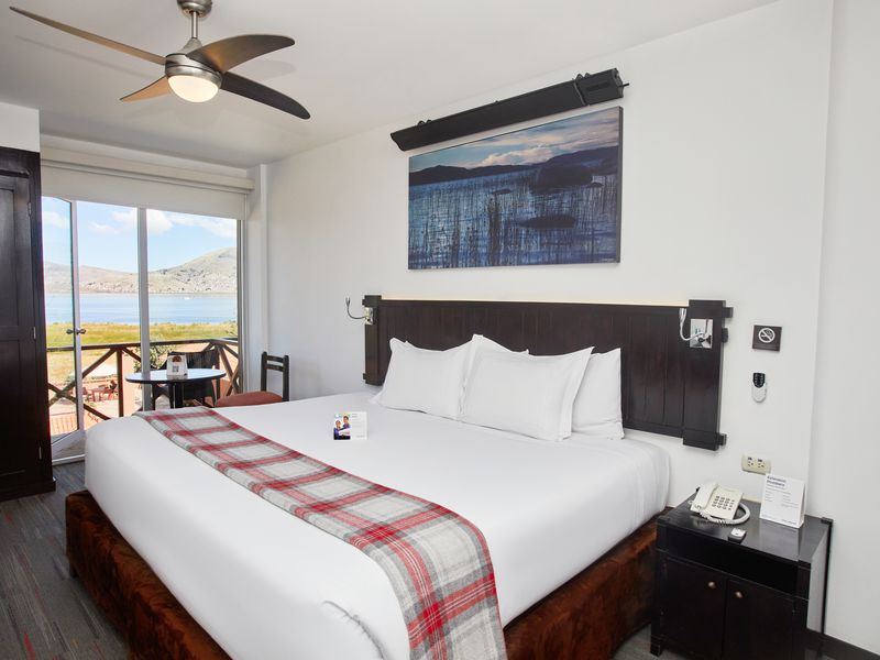 Peru-Puno-Titicacasee-iStock-483118604