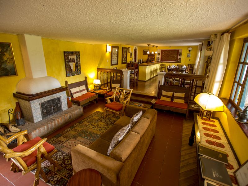 ecuador otavalo market scene